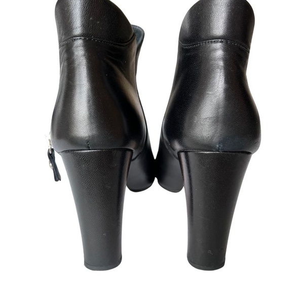 Stuart Weitzman Black Nappa Leather "Jump" Peep-Toe Bootie Size 10 Includes Box - Picture 9 of 11